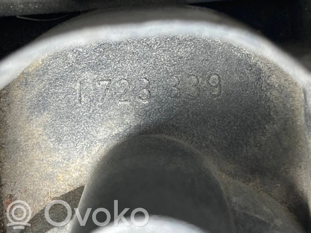 Держатель/кронштейн радиатора(ов)