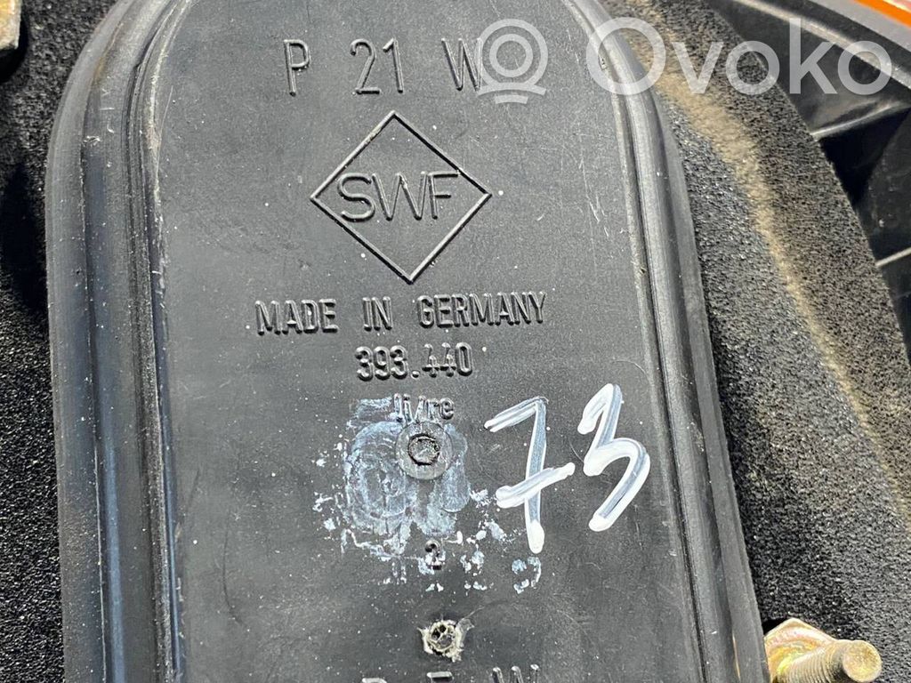 Aizmugurējais lukturis virsbūvē