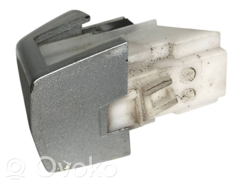 Front door handle cover
