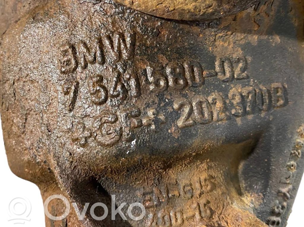 Aizmugurējais reduktors