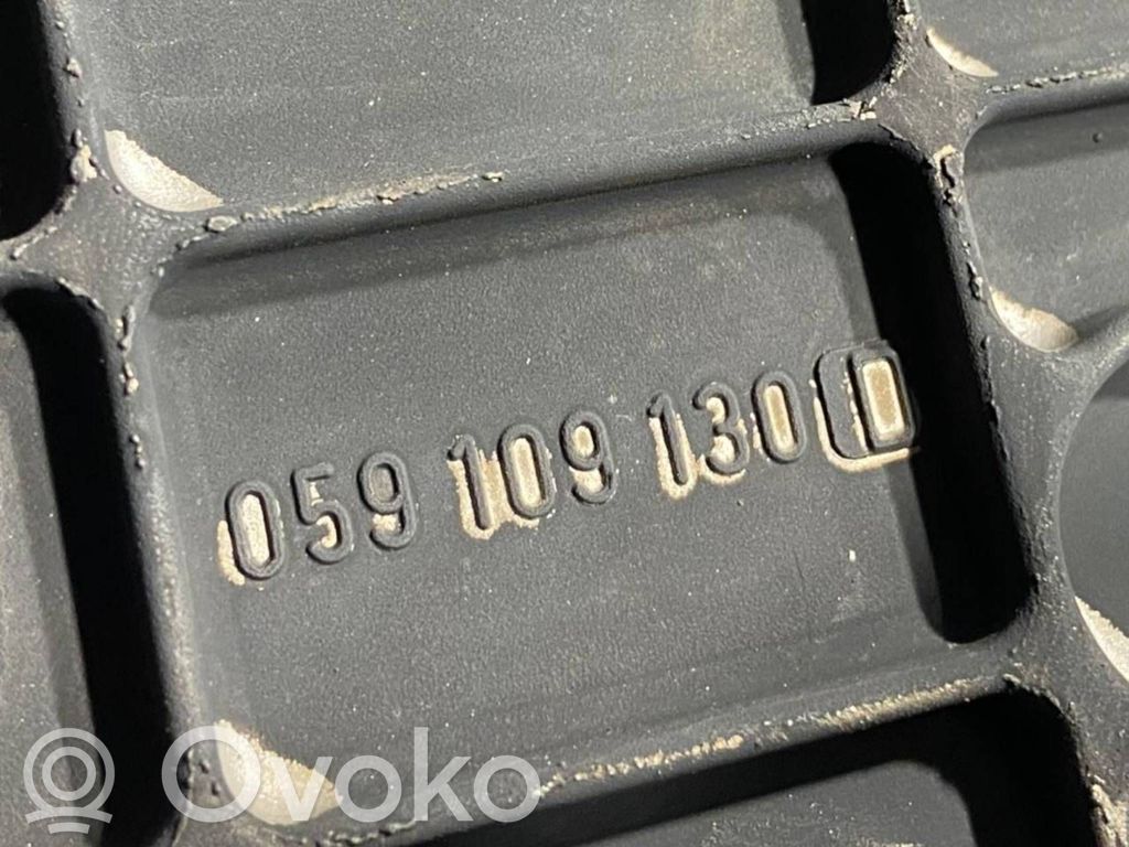 Sadales vārpstas piedziņas ķēdes vāciņš