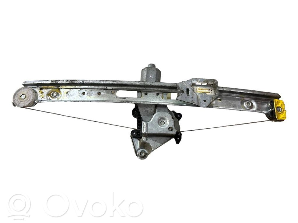 Priekšpusē elektriskā loga pacelšanas mehānisma komplekts