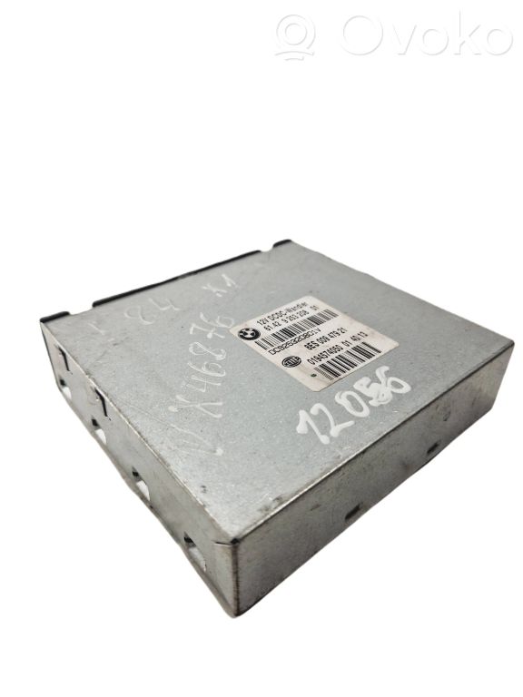 Voltage converter / converter module