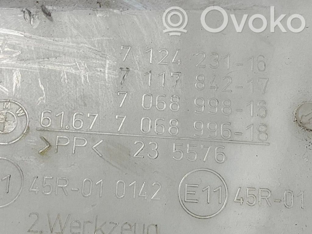 Бачок для жидкости для окон