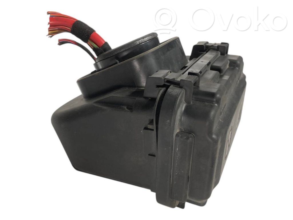 Fuse block