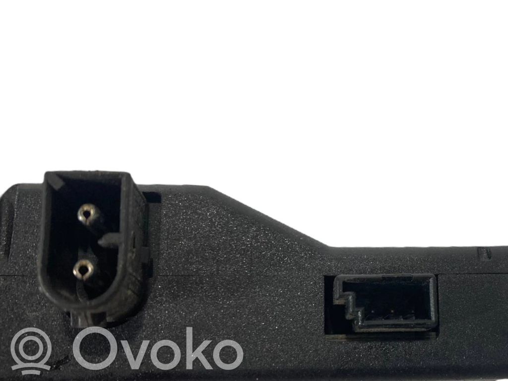 Antenna amplifier