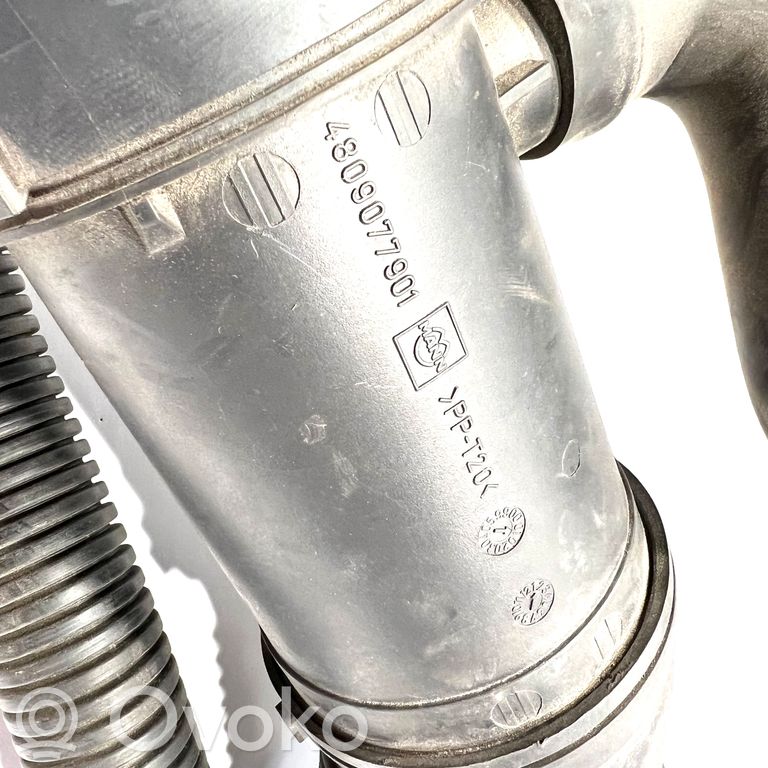 Air intake duct details