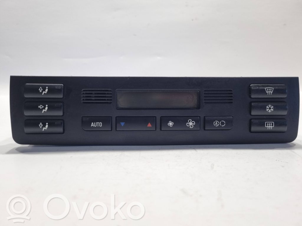 Air conditioning / climate control / interior heating control unit (in the passenger compartment)
