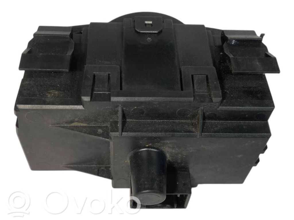 Headlight switch