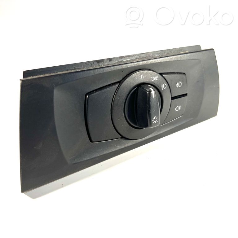 Headlight switch
