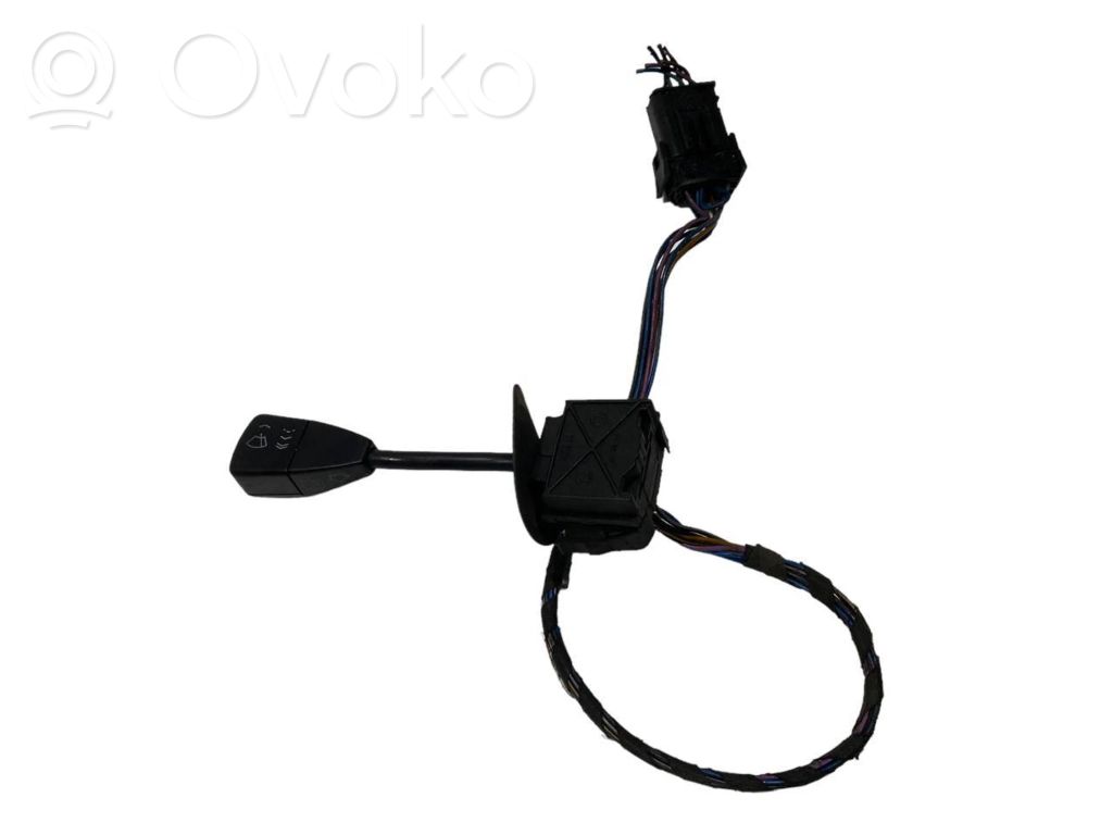 Wiper control button stalk