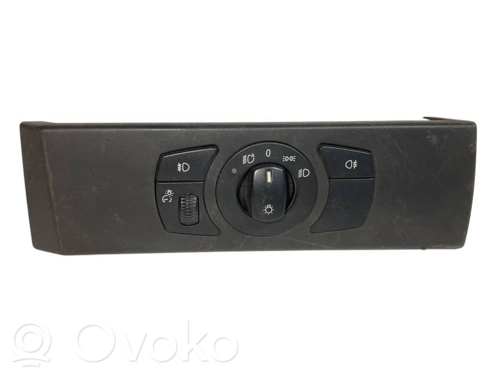 Headlight switch