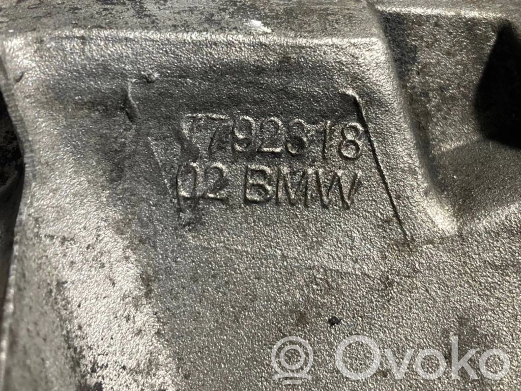 Gaisa kondicionēšanas kompresora stiprinājums