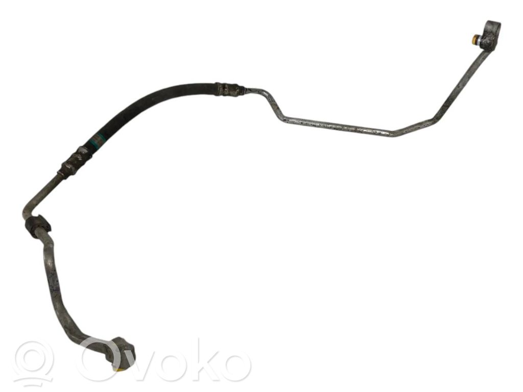 Air conditioner pipe(s) / hose(s)