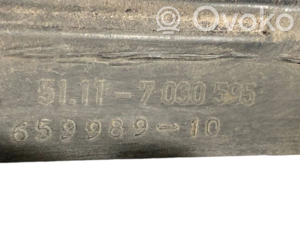 Apakšējais režģis (trīsdaļīgs)