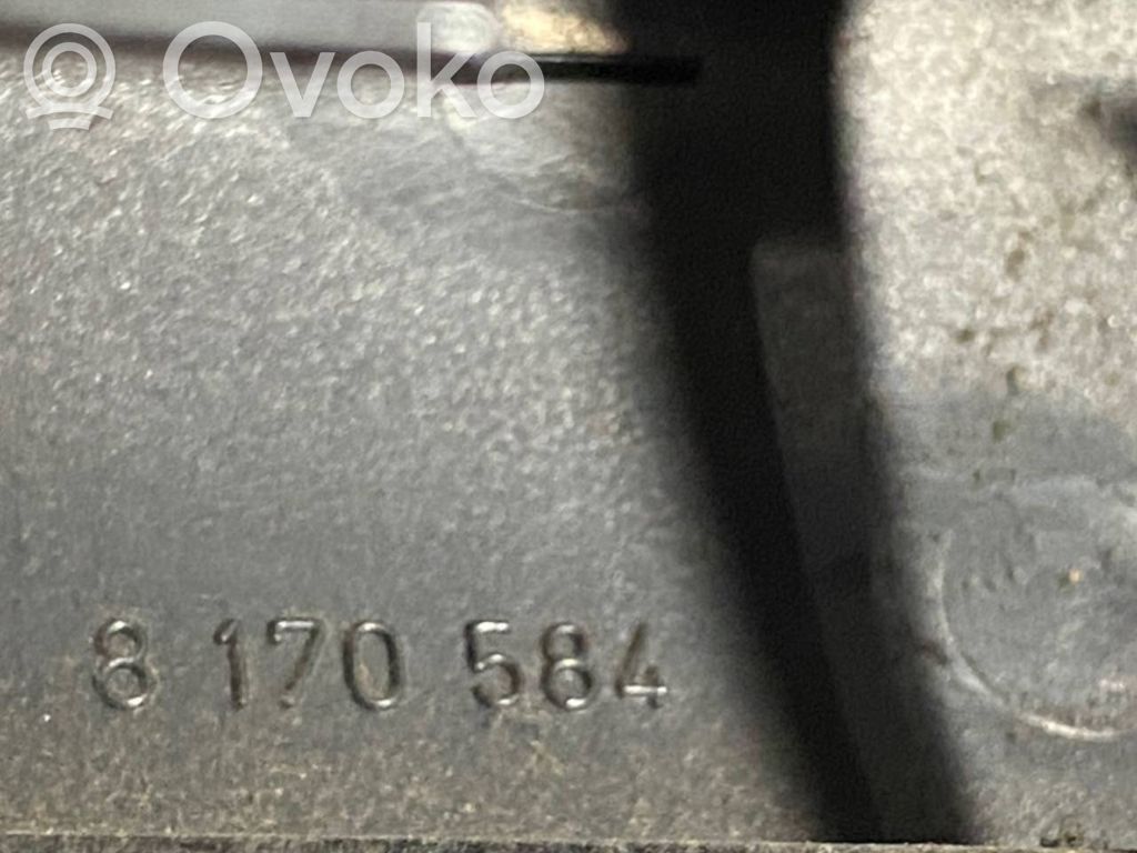 Cita veida bagāžnieka dekoratīvās apdares detaļa