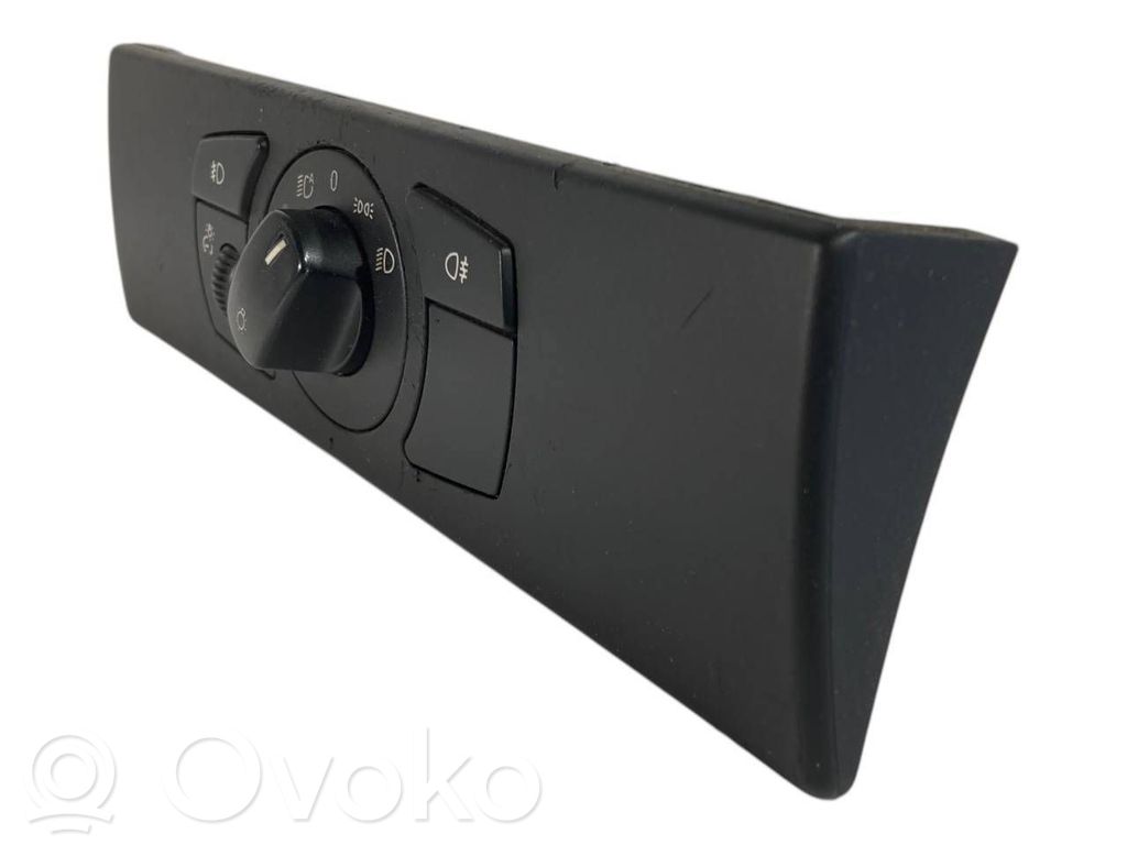 Headlight switch
