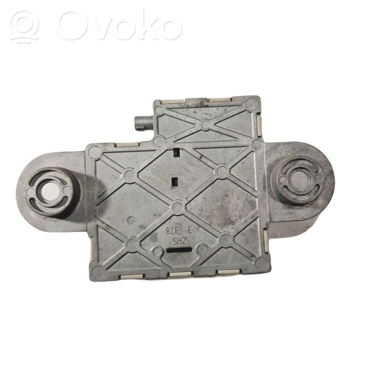 Antenna amplifier