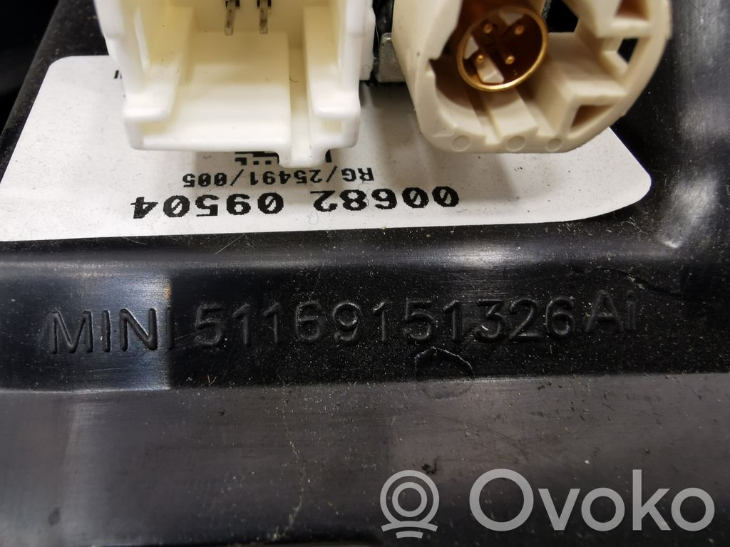 Climate control/small radiator control trim