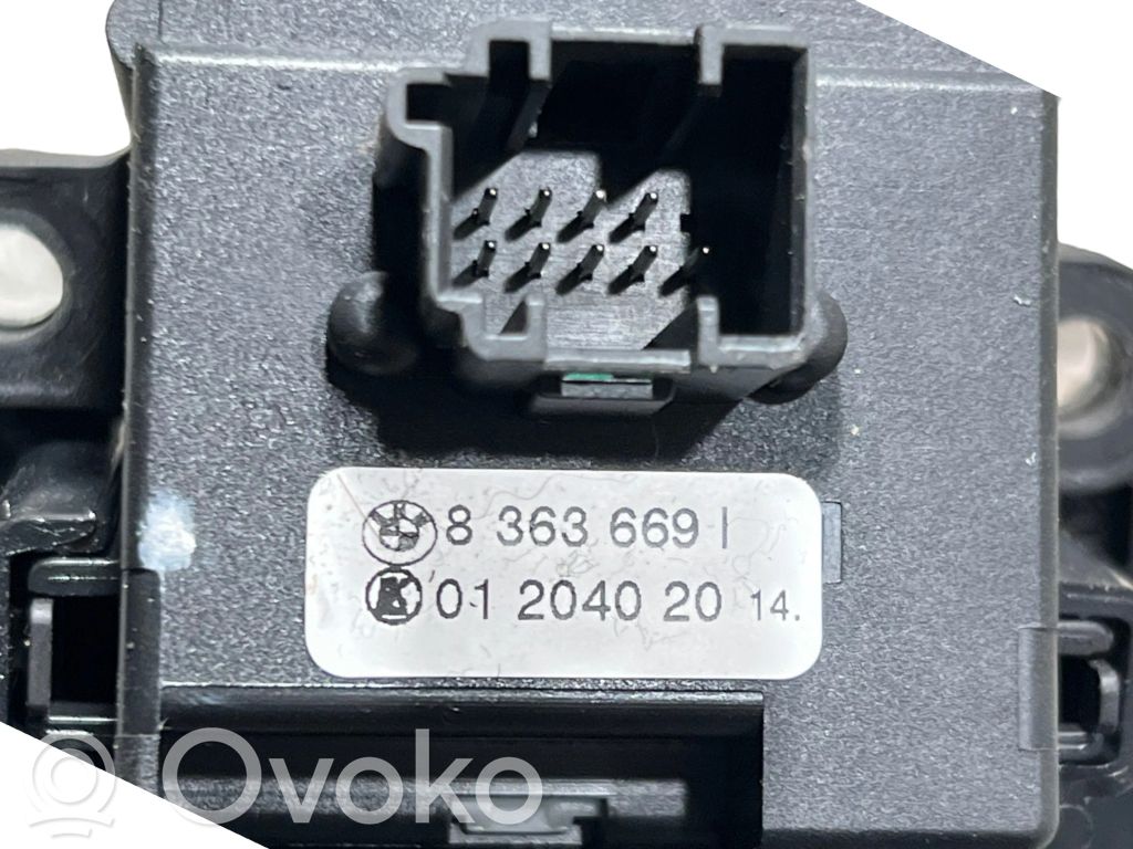 Stūres pogas / slēdži