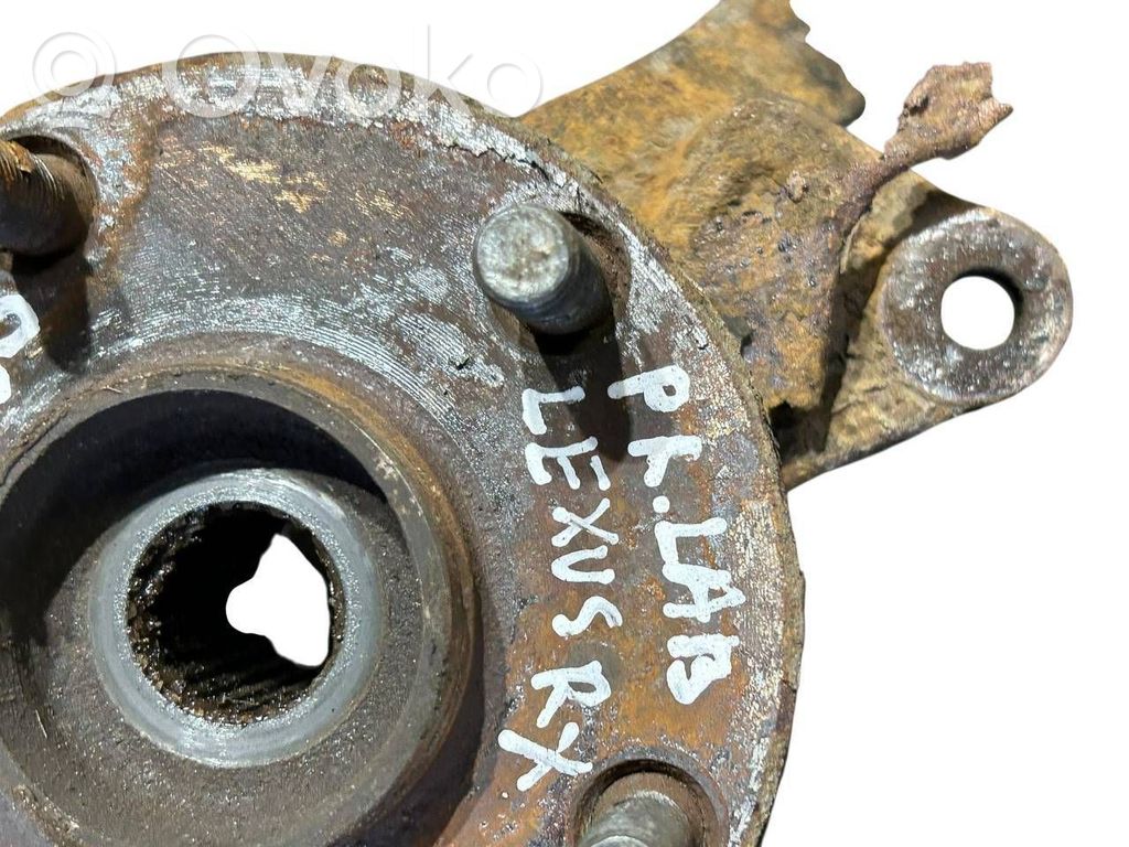 Priekšējā riteņa rumbas vārpstas šarnīrs (stupica, capfa)