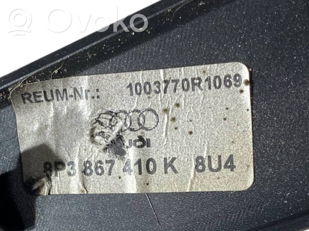 Priekšpusē dekoratīvās apdares lenta