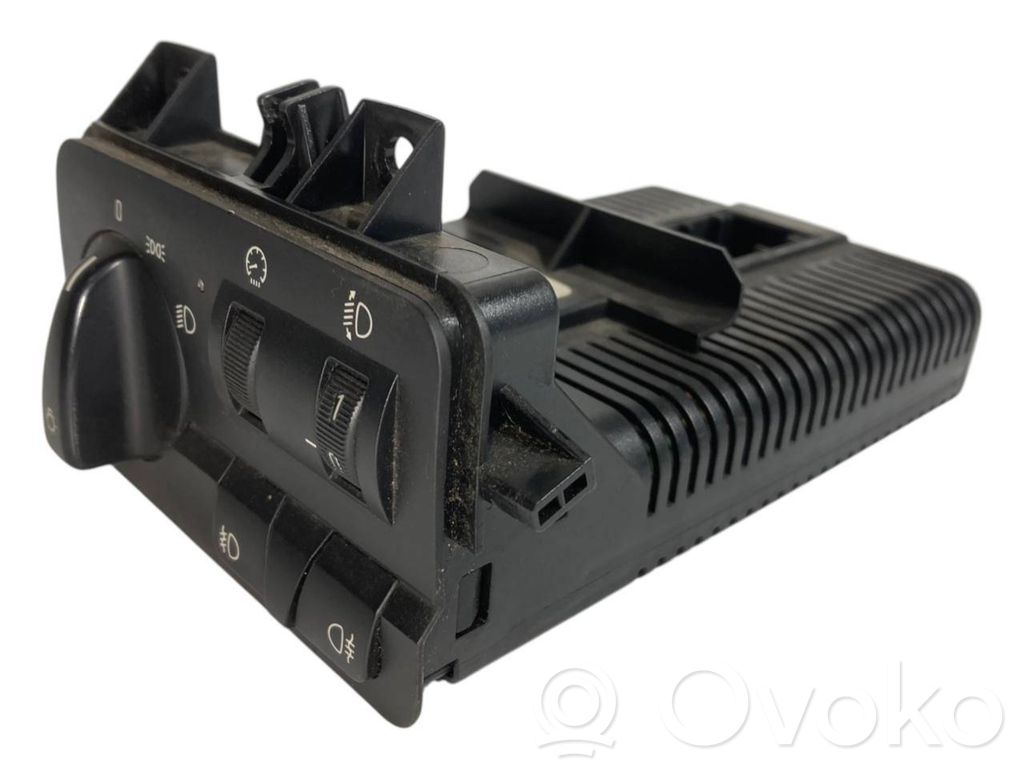 Headlight switch