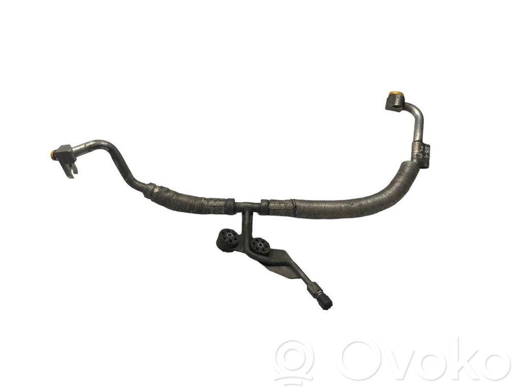Air conditioner pipe(s) / hose(s)