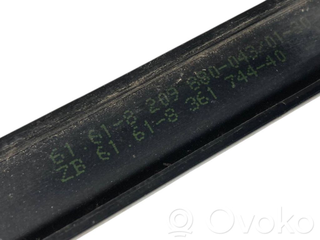 Рычаг стеклоочистителя