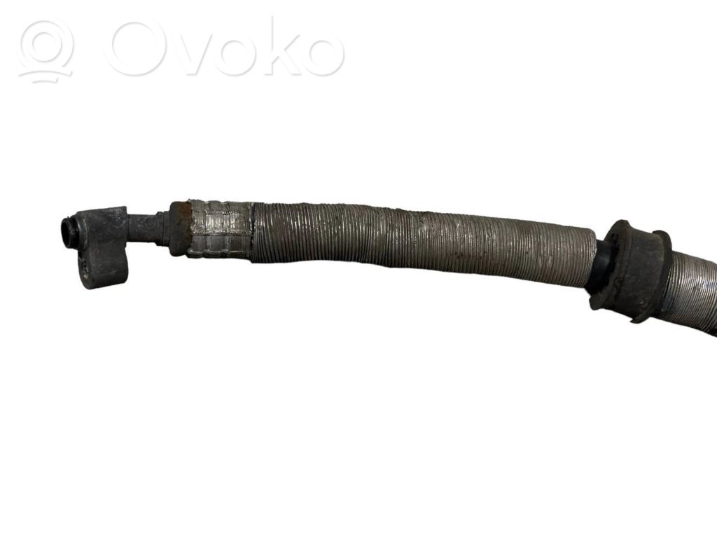 Air conditioner pipe(s) / hose(s)