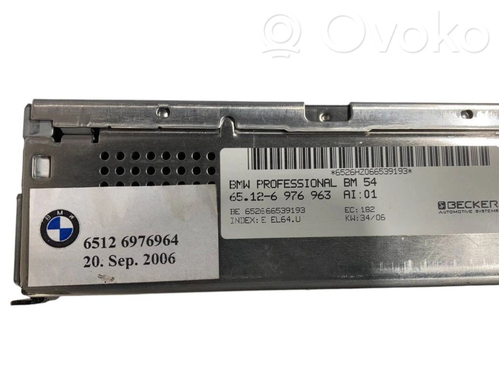 Radio / CD/DVD atskaņotājs / navigācija