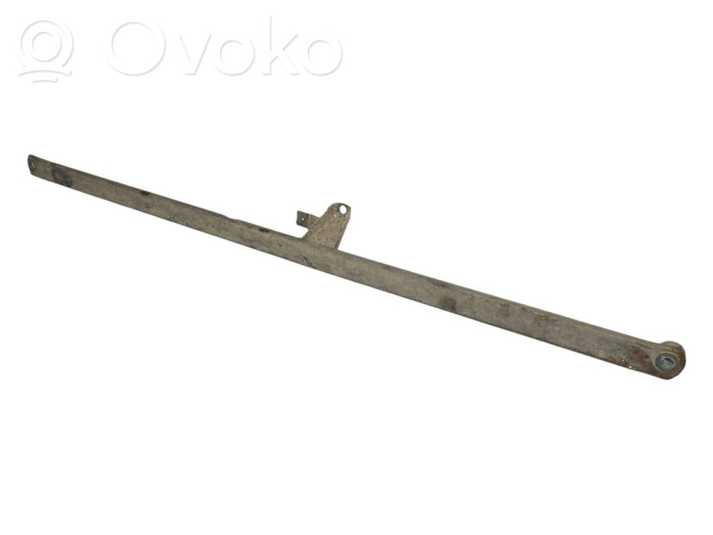 Rear strut bar
