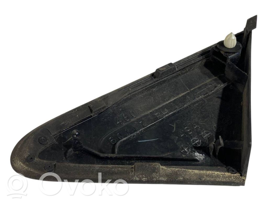 Spoguļa plastmasas dekoratīvā apdare