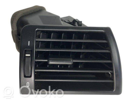 Боковая решетка воздухозаборника