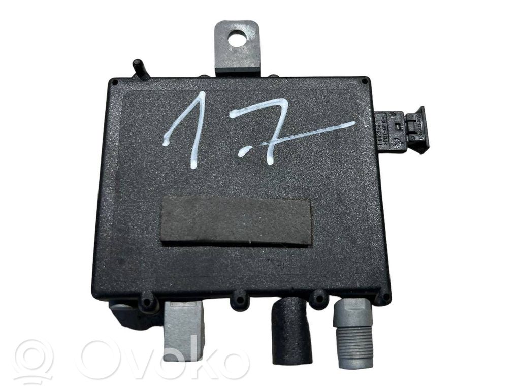 Antenna amplifier