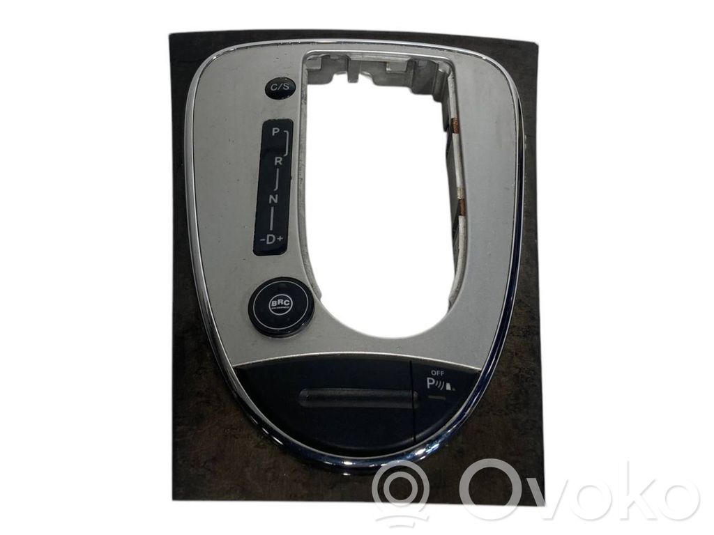 Salona dekoratīvās apdares komplekts