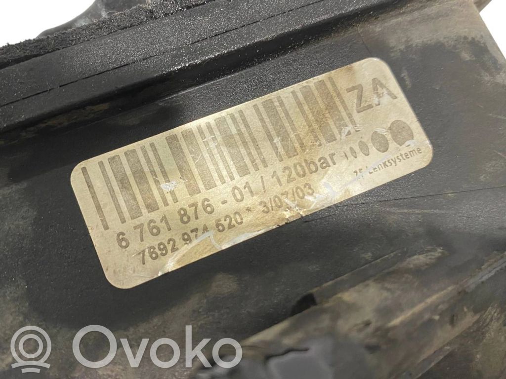 Priekšpusē amortizators ar atsperi