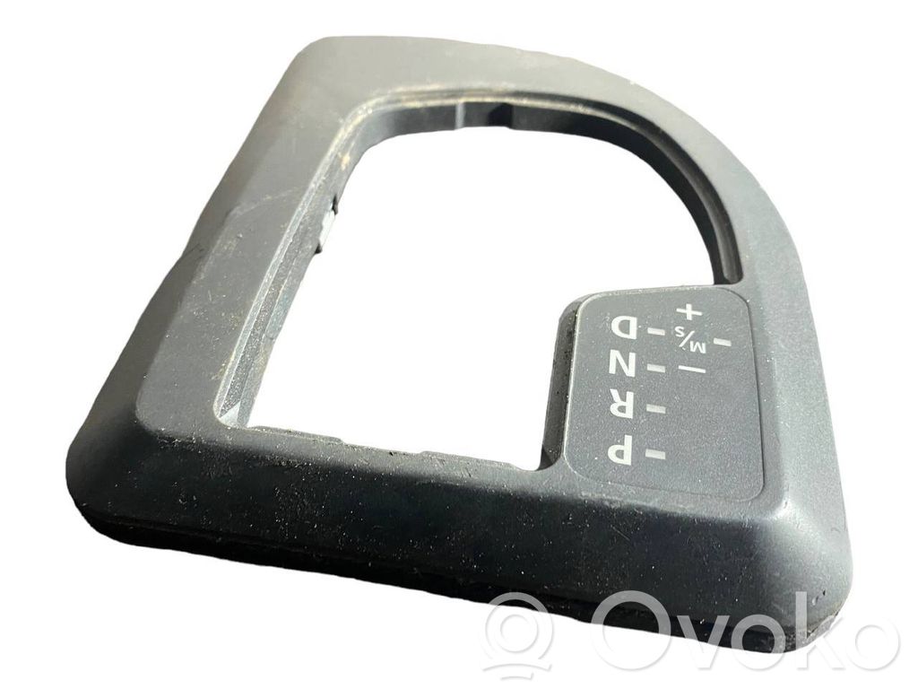 Gear shift lever decorative trim (plastic)