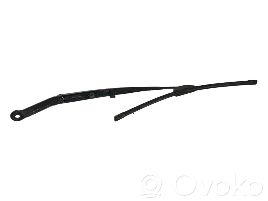 Windshield wiper arm