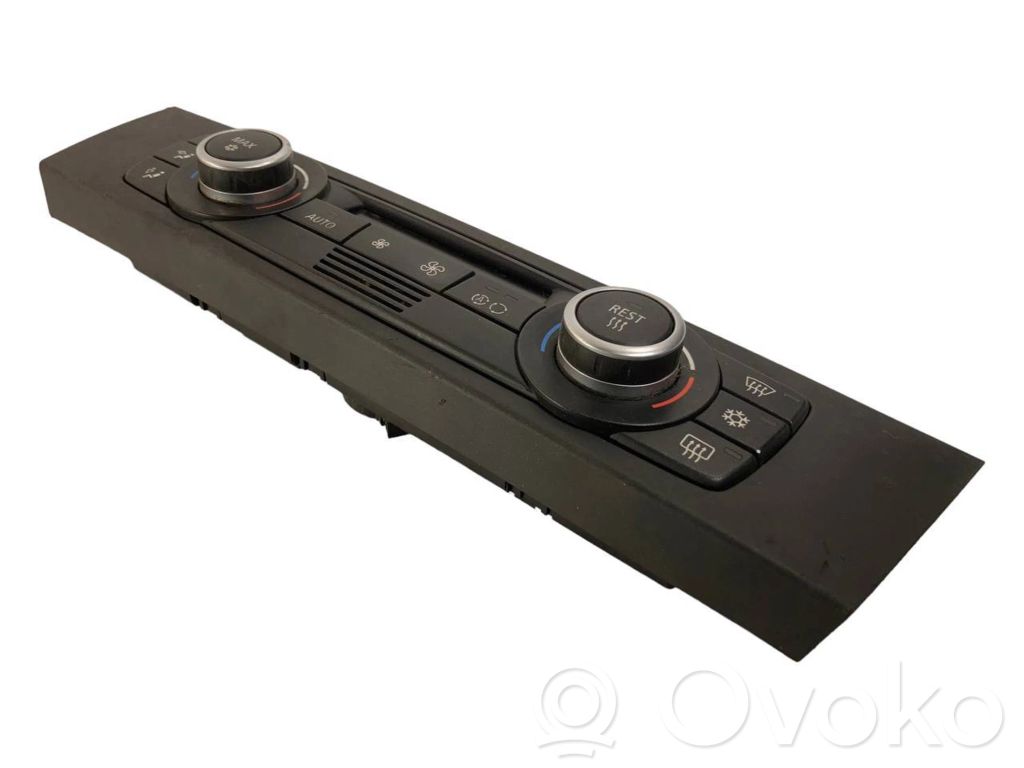 Air conditioning / climate control / interior heating control unit (in the passenger compartment)