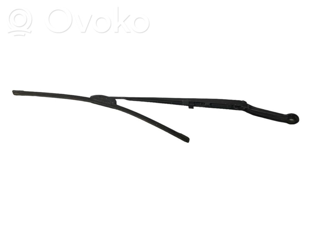 Windshield wiper arm