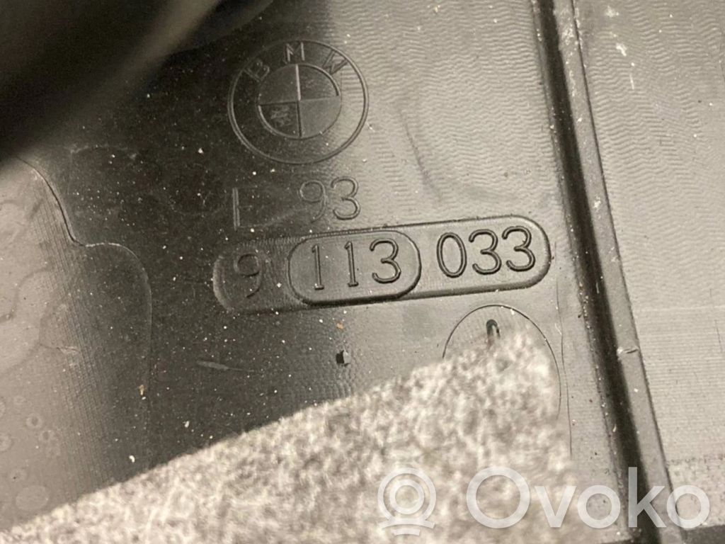 Side decorative trim near the rear seat (upper part)