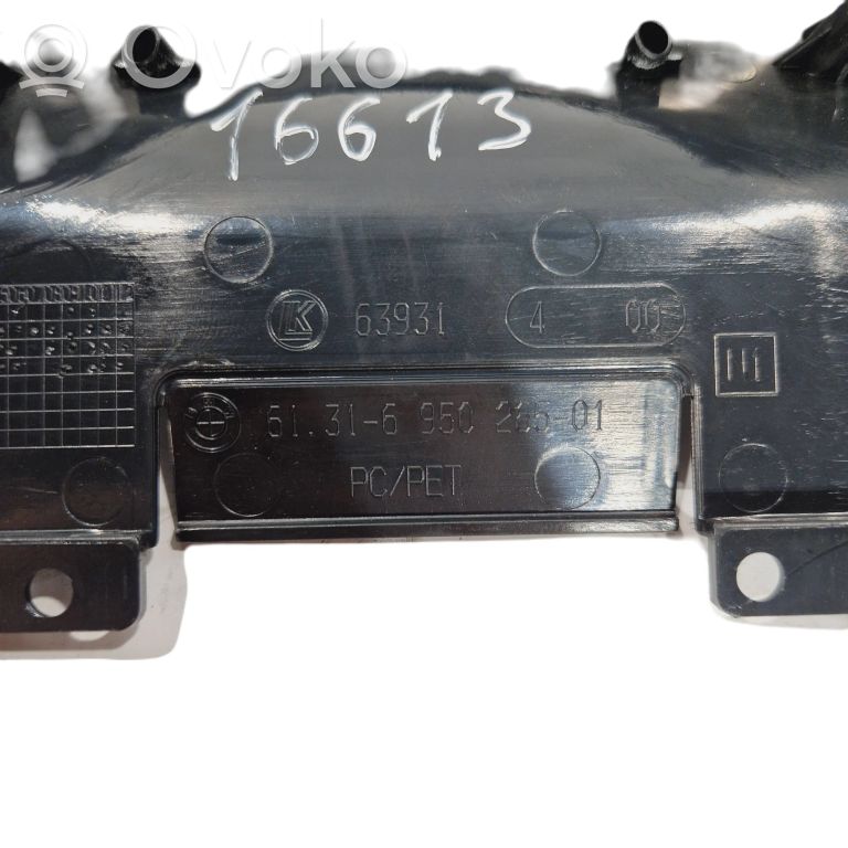 Steering axle trim