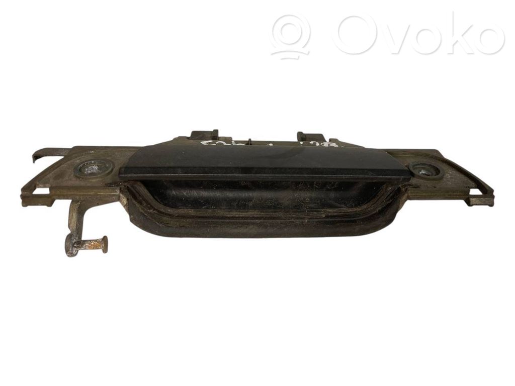 External opening handle