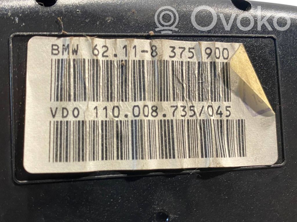 Speedometer (in the instrument panel)