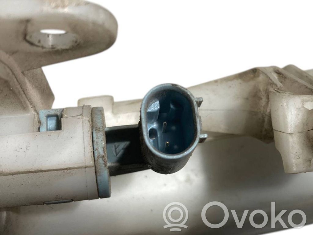 Window fluid tank