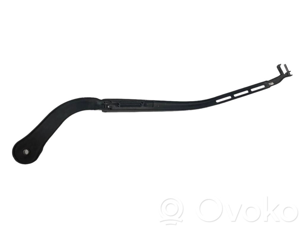 Windshield wiper arm
