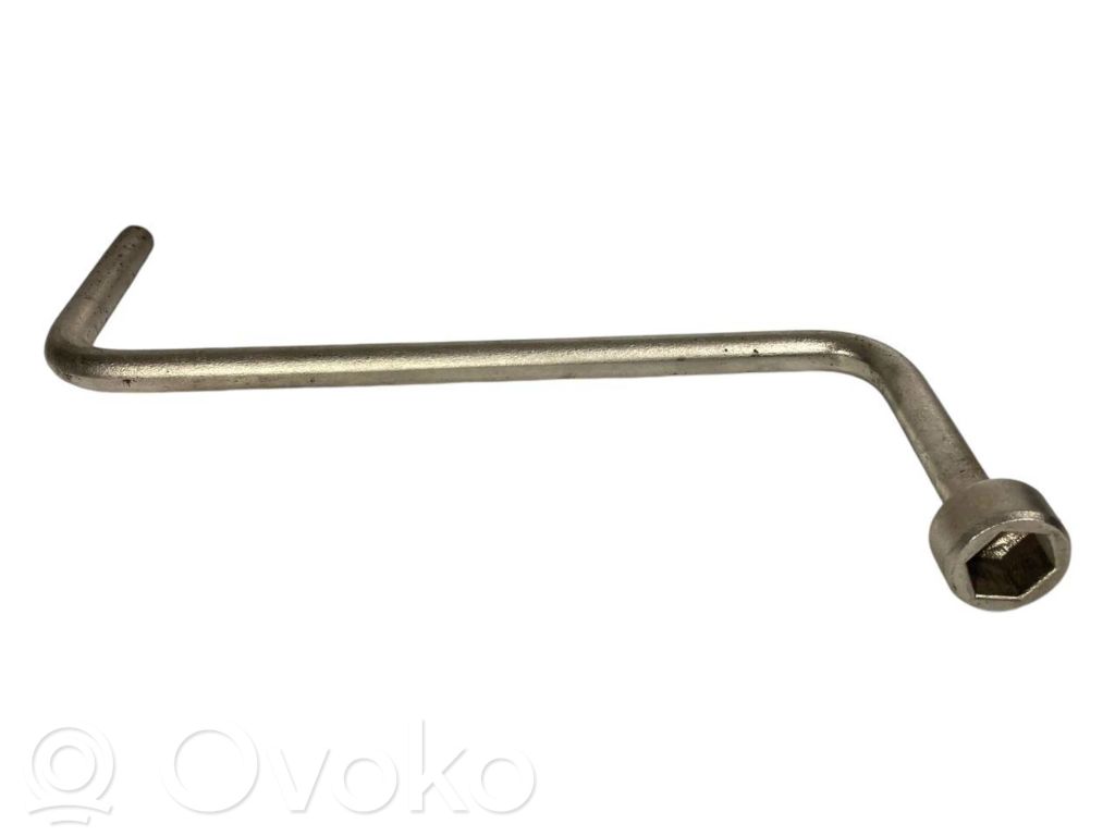 Wheel wrench