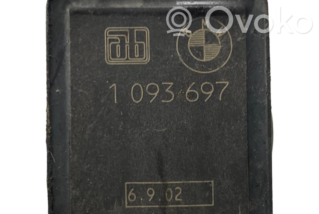 Augstuma sensors (priekšējo lukturu)