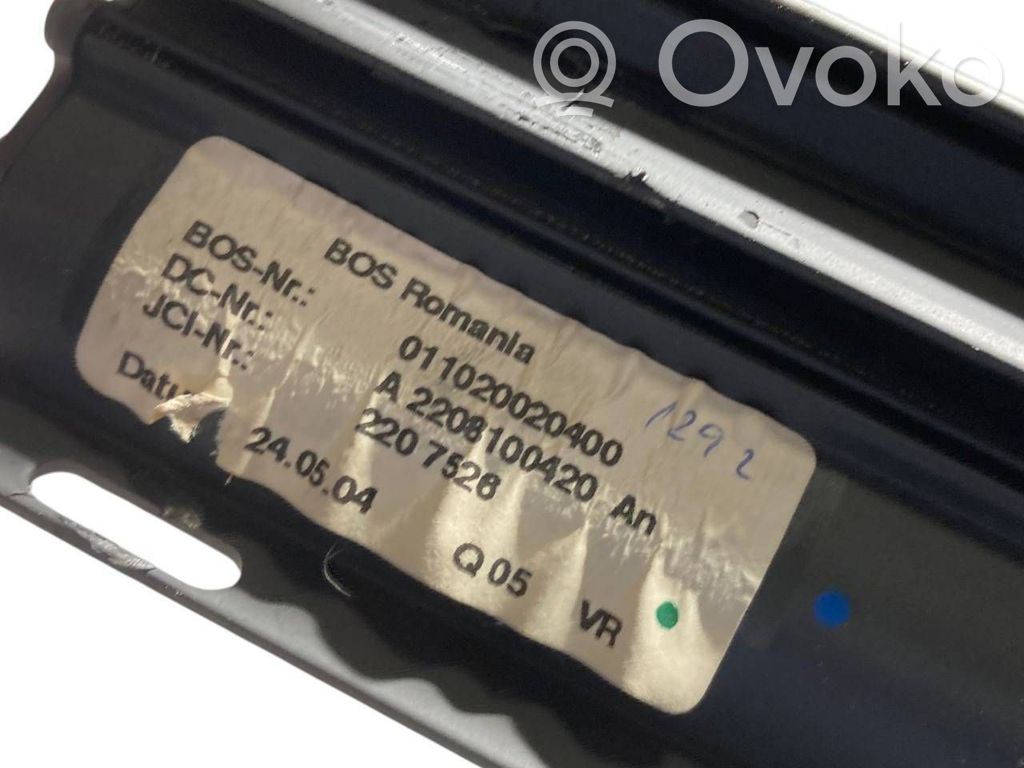Elektrisks aizmugurējā loga aizkars